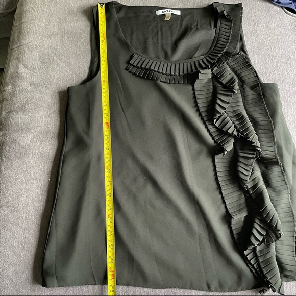 DKNY Ruffle Top - Picture 6 of 8